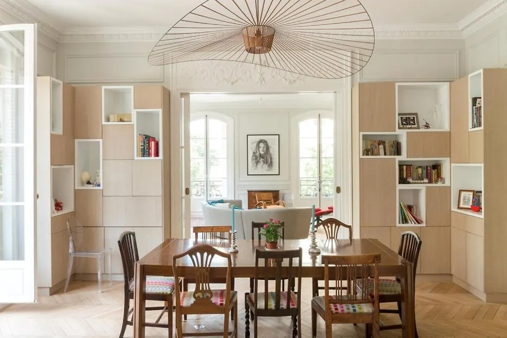 Avenue Frederic Le Play By Onefinestay Paris 0*,  França